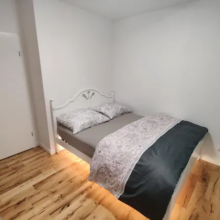 Domar فروتسواف